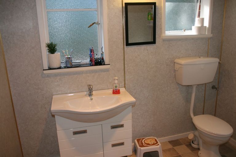 Photo of property in 18 Quarry Road, Green Island, Dunedin, 9018