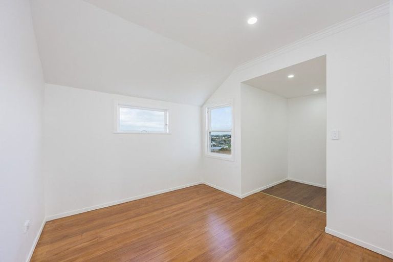 Photo of property in 241 Rodney Street, Wellsford, 0900