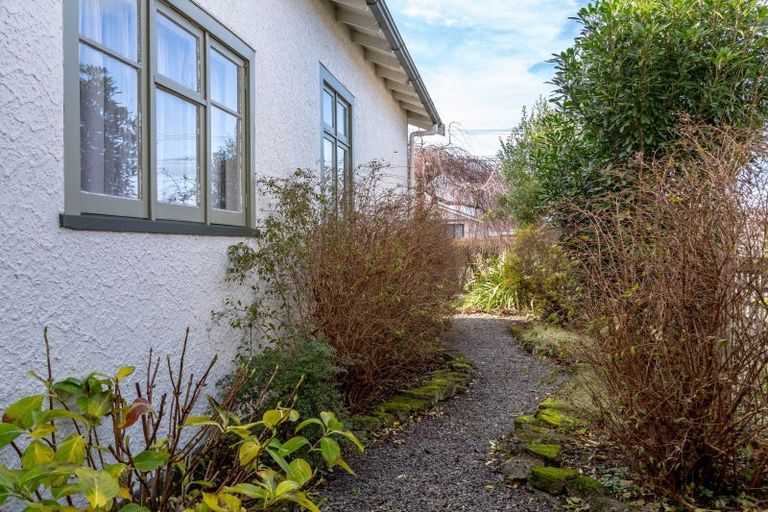 Photo of property in 24 Wyndham Street, Carterton, 5713