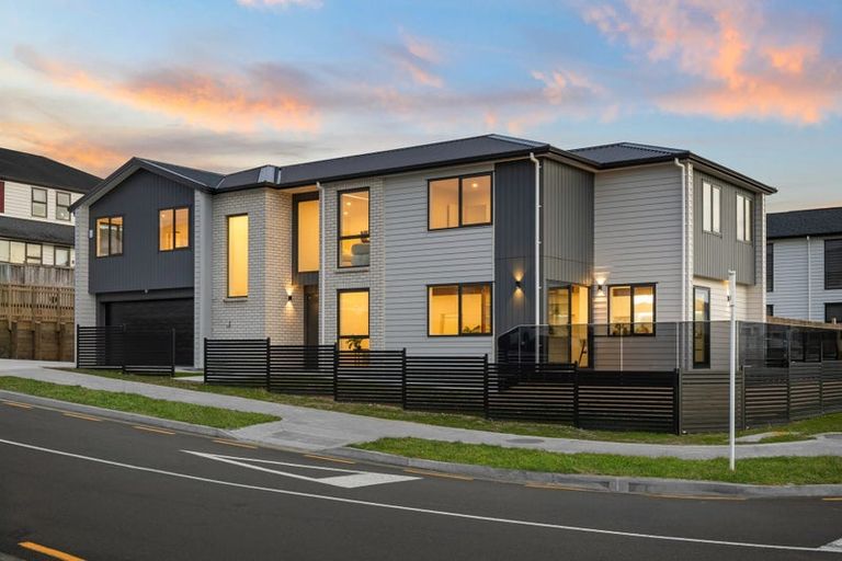 Photo of property in 3 Tinaku Road, Flat Bush, Auckland, 2019