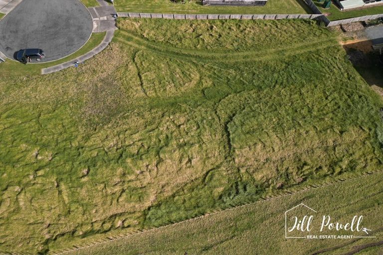 Photo of property in 7 Snapper Street, Baylys Beach, 0377