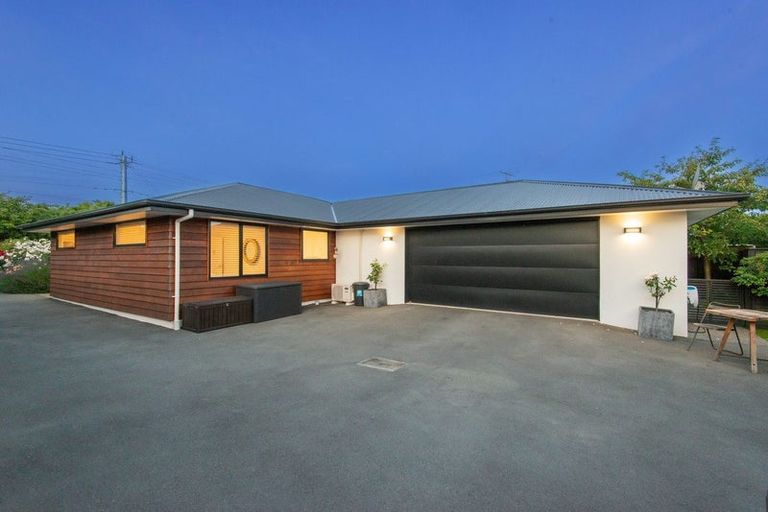 Photo of property in 7 Huntly Road, Outram, 9019