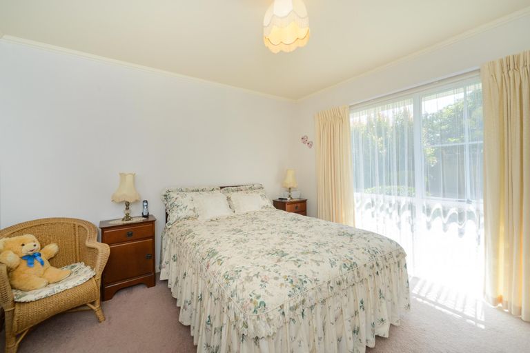 Photo of property in 12b Purdie Place, Milson, Palmerston North, 4414