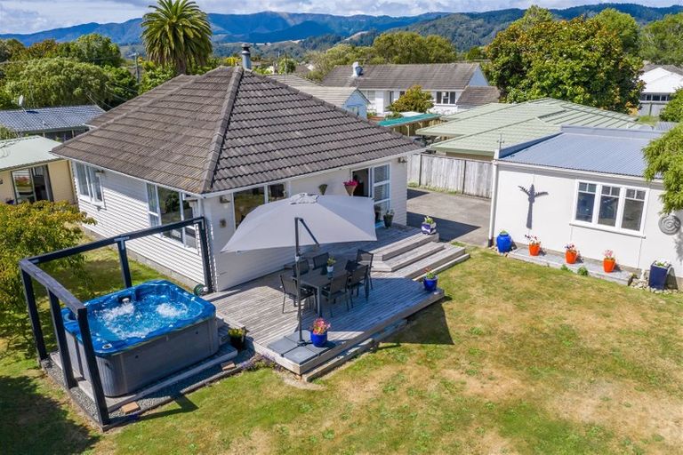 Photo of property in 115a Thackeray Street, Trentham, Upper Hutt, 5018