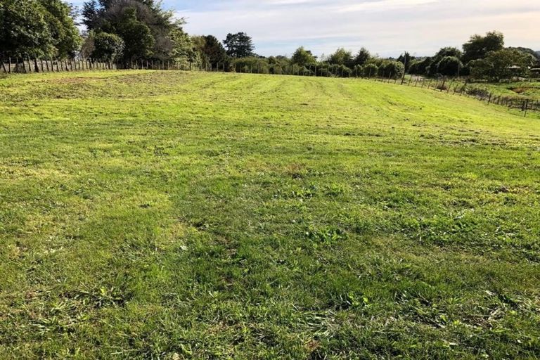 Photo of property in 14c Mountain View Drive, Manakau, Otaki, 5583