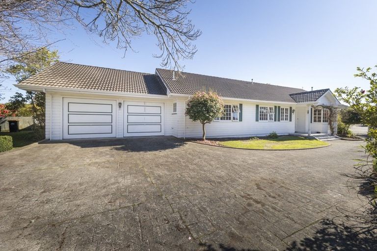 Photo of property in 54 Waterloo Crescent, Hokowhitu, Palmerston North, 4410