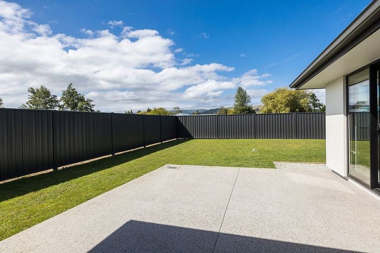 Photo of property in 8 Magnolia Lane, Mosgiel, 9024
