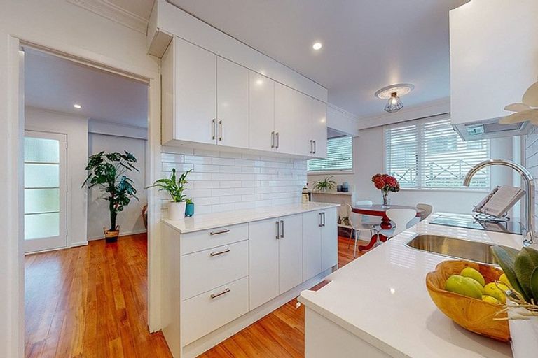 Photo of property in 1 Norrie Place, Putaruru, 3411