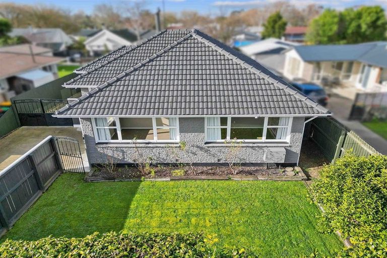 Photo of property in 130 Grimseys Road, Redwood, Christchurch, 8051