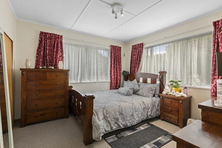 Photo of property in 10 Halifax Street, Wainuiomata, Lower Hutt, 5014