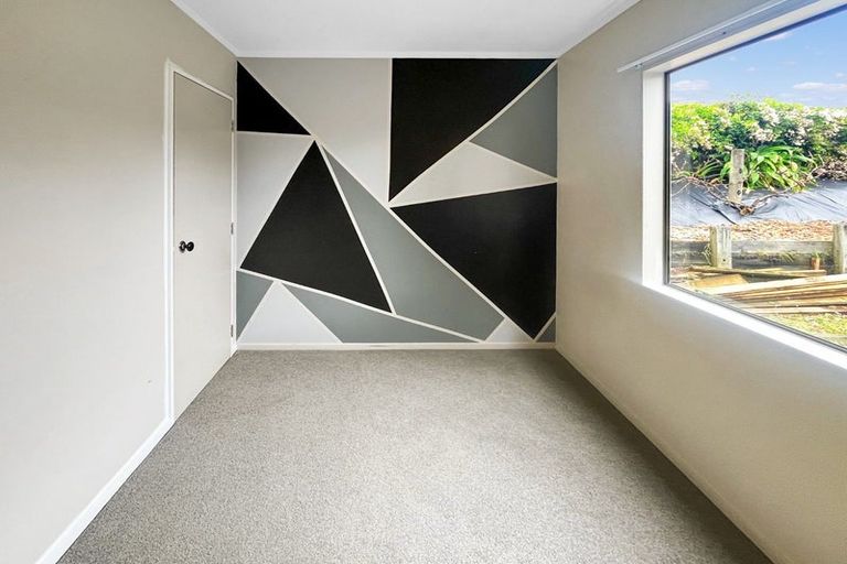 Photo of property in 10 Hau Whiti Place, Kimbolton, 4774