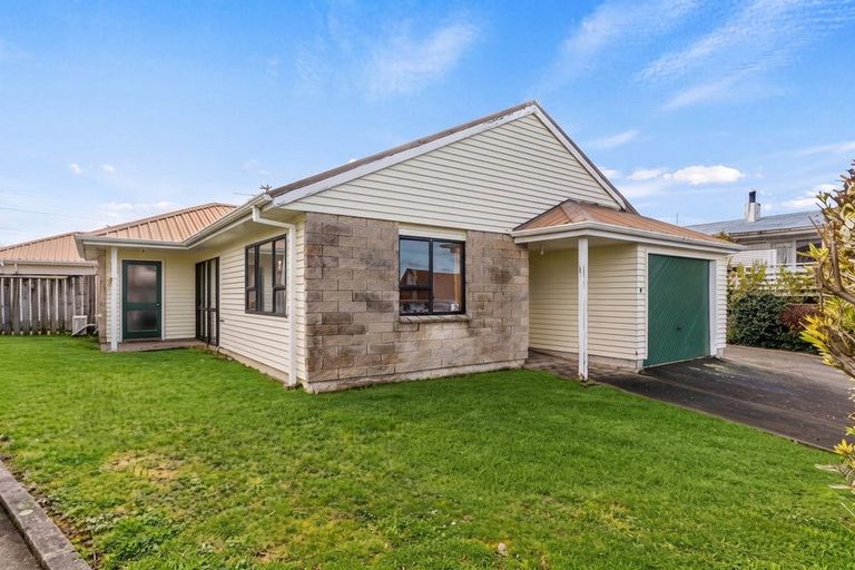 Photo of property in 4 Oxford Street, Lansdowne, Masterton, 5810
