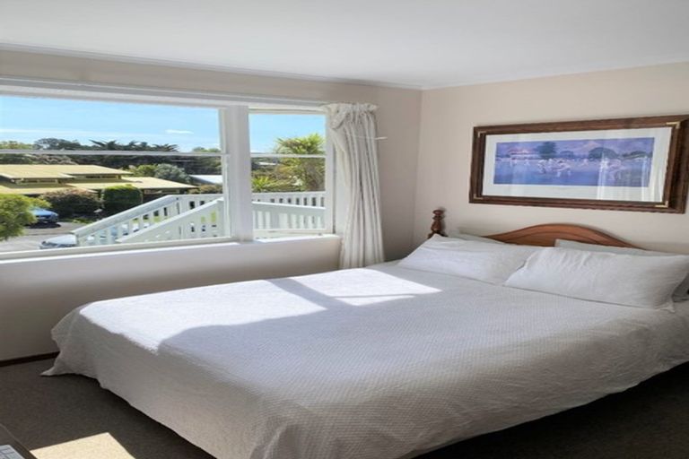 Photo of property in 11 Willow Avenue, Birkenhead, Auckland, 0626