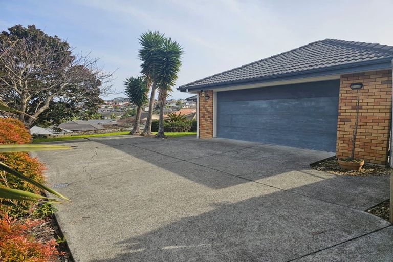 Photo of property in 50 Senator Drive, Manurewa, Auckland, 2105