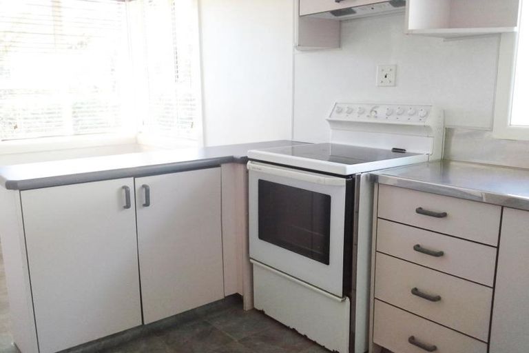 Photo of property in 19 Rawhiti Street, Vogeltown, New Plymouth, 4310