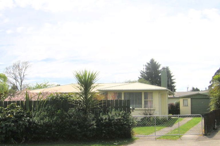 Photo of property in 11 Diana Place, Sunnybrook, Rotorua, 3015