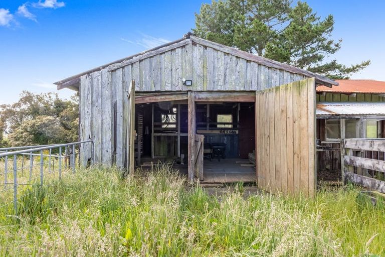 Photo of property in 1459 Carrington Road, Hurworth, New Plymouth, 4371