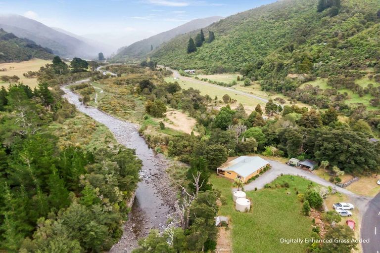 Photo of property in Mount Holdsworth Road, Mount Holdsworth, Carterton, 5791