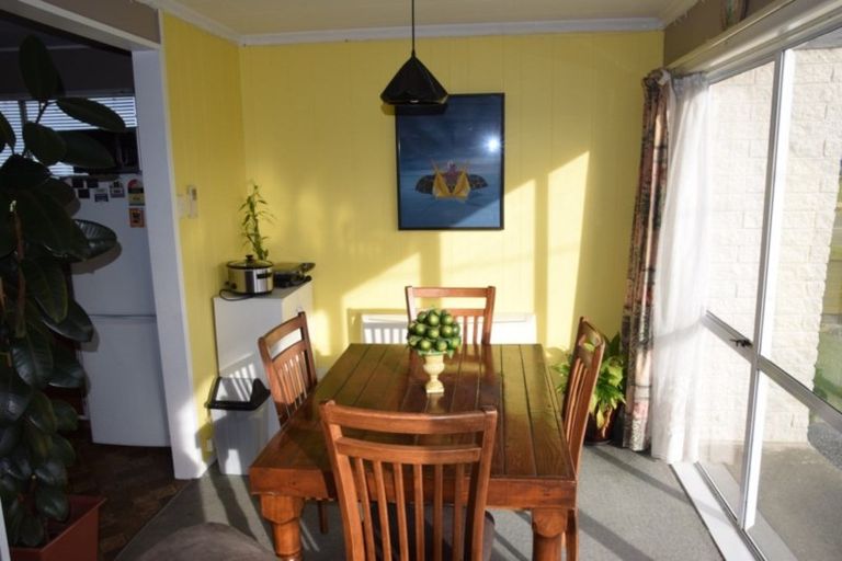 Photo of property in 1 Avon Road, Clifton, Invercargill, 9812