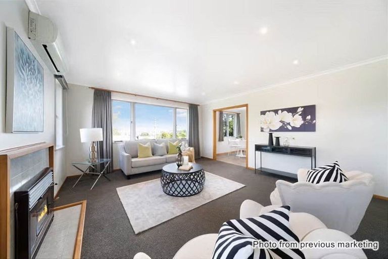 Photo of property in 34 Coniston Avenue, Te Atatu South, Auckland, 0610