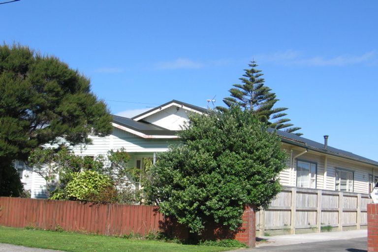 Photo of property in 12 Graham Street, Petone, Lower Hutt, 5012