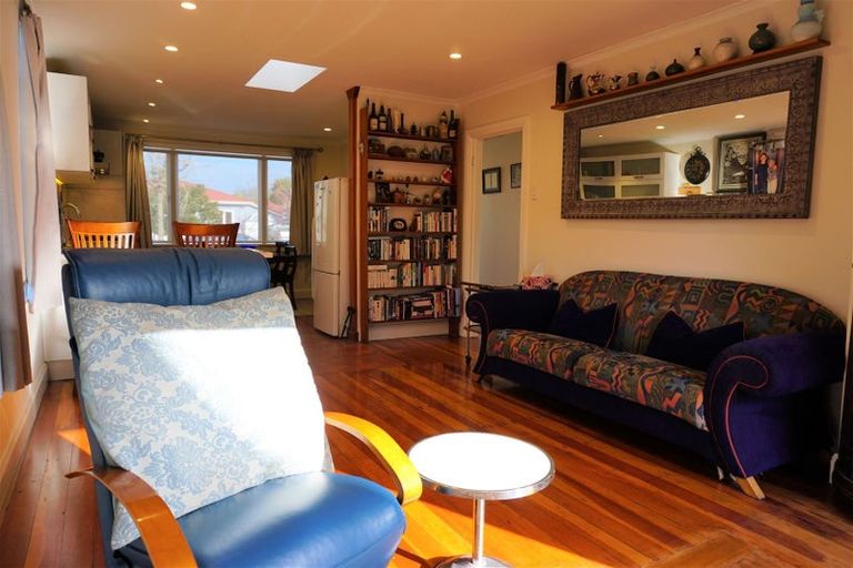 Photo of property in 37 Wellington Street, Hamilton East, Hamilton, 3216