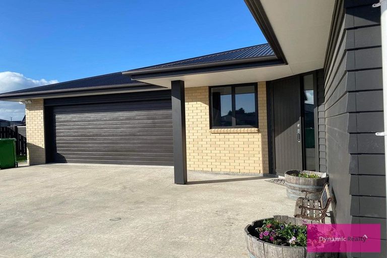 Photo of property in 15 George Street, Bulls, 4818