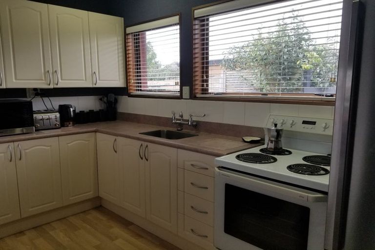 Photo of property in 2/131 Union Road, Howick, Auckland, 2014