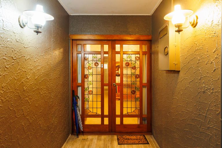 Photo of property in 9 Rosalie Terrace, Kelvin Grove, Palmerston North, 4414