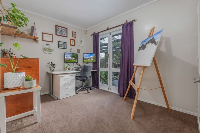 Photo of property in 31 Rosedale Crescent, Cloverlea, Palmerston North, 4412