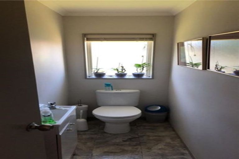 Photo of property in 115 Burswood Drive, Burswood, Auckland, 2013