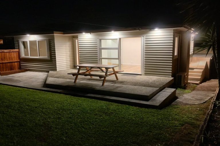 Photo of property in 1/184 Forrest Road, Forrest Hill, Auckland, 0620