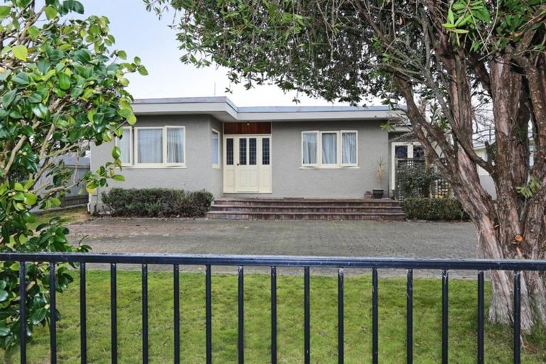 Photo of property in 144 Avondale Road, Greenmeadows, Napier, 4112