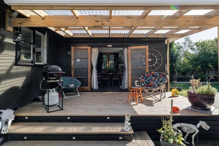 Photo of property in 102 Rugby Street, Awapuni, Palmerston North, 4412