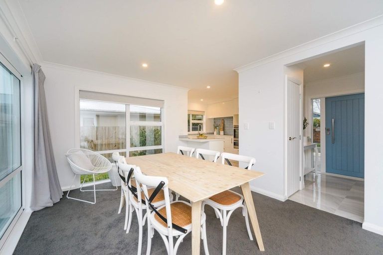 Photo of property in 2b Alton Place, Hokowhitu, Palmerston North, 4410