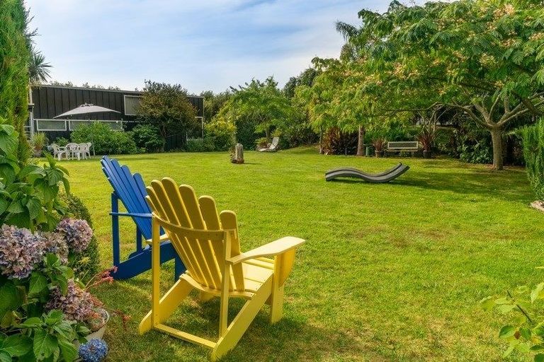 Photo of property in 37 Kensington Drive, Peka Peka, Waikanae, 5391