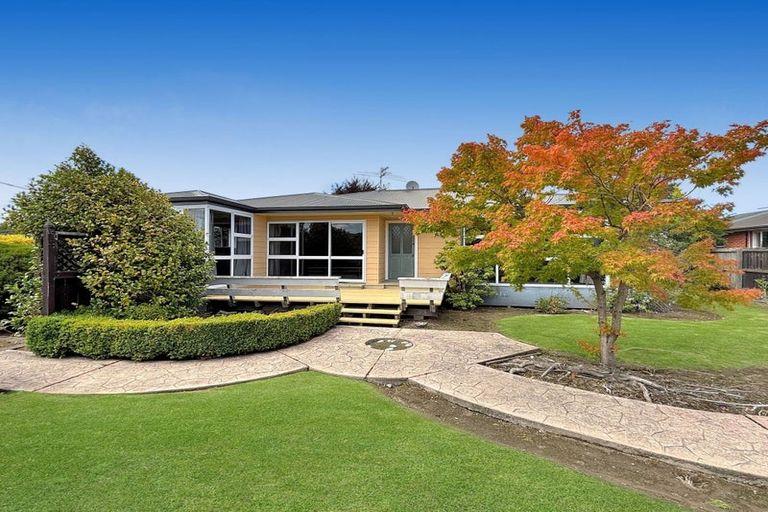 Photo of property in 33 Rountree Street, Upper Riccarton, Christchurch, 8041