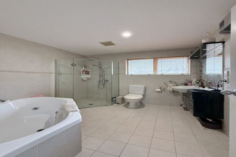 Photo of property in 14 Sylvan Way, Silverstream, Upper Hutt, 5019