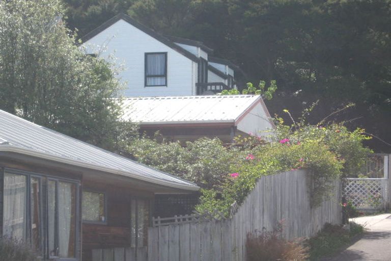 Photo of property in 1/11 Heathglen Place, Bayview, Auckland, 0629