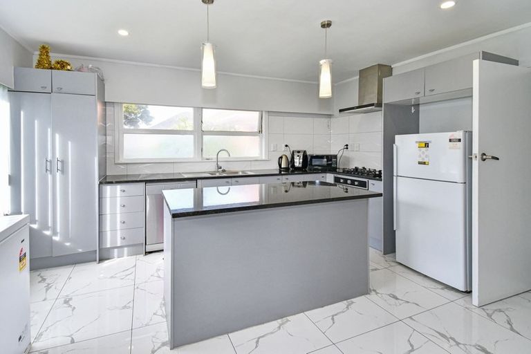 Photo of property in 1/59 Fairview Road, Papatoetoe, Auckland, 2025