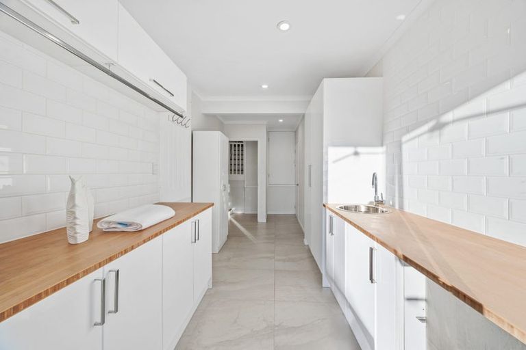 Photo of property in 24 Gills Road, Bucklands Beach, Auckland, 2014