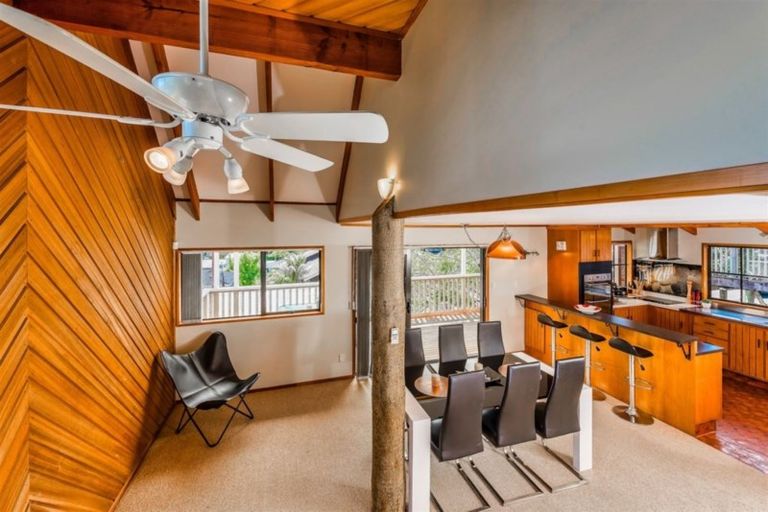 Photo of property in 1/3 Lynngate Place, Hillcrest, Auckland, 0627