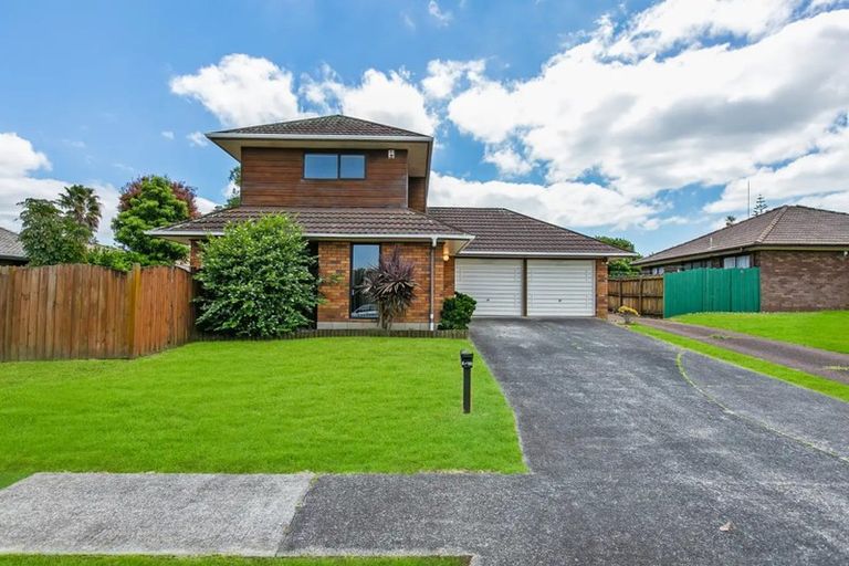 Photo of property in 1/25 Golfland Drive, Golflands, Auckland, 2013