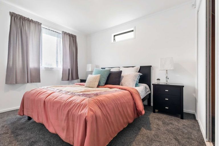 Photo of property in 67b Redcrest Avenue, Red Hill, Papakura, 2110