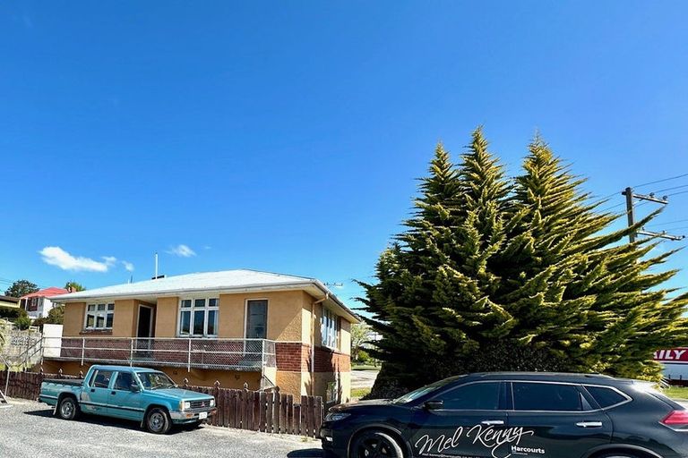 Photo of property in 2 Centennial Avenue, Balclutha, 9230