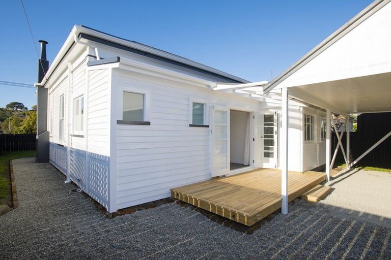 Photo of property in 42 Valley Road, Mangapapa, Gisborne, 4010