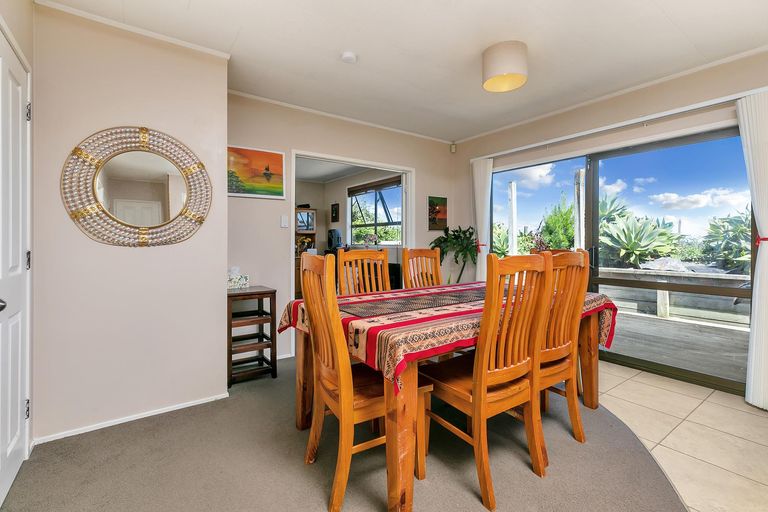 Photo of property in 278 Upper Orewa Road, Wainui, Silverdale, 0992