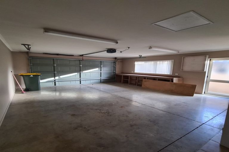 Photo of property in 13 Albert Street, Pukekohe, 2120