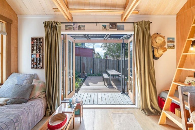 Photo of property in 30 Moody Street, Gore Bay, Cheviot, 7383