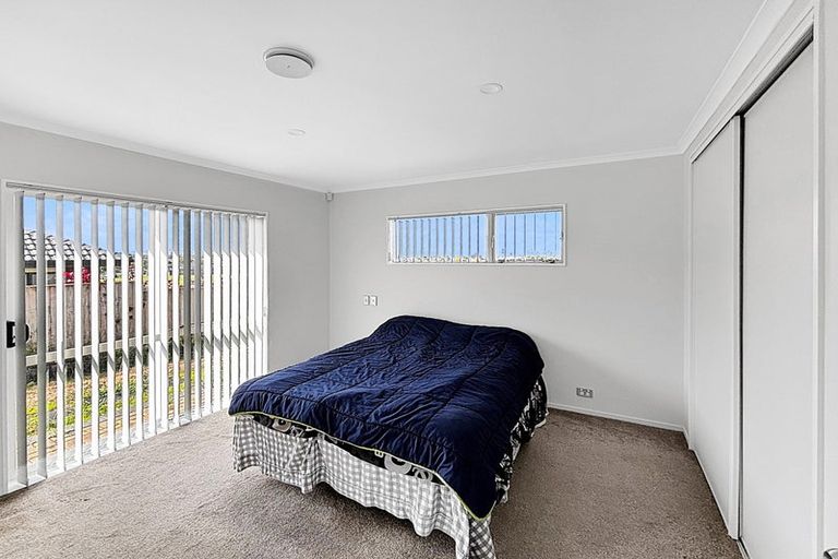 Photo of property in 60 Magic Way, Randwick Park, Auckland, 2105